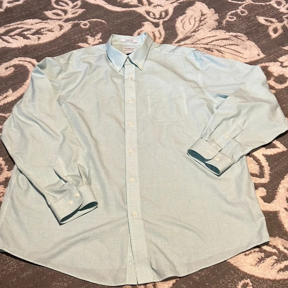 LL bean men’s shirt. Like new. Light green and white checked. - Picture 1 of 4